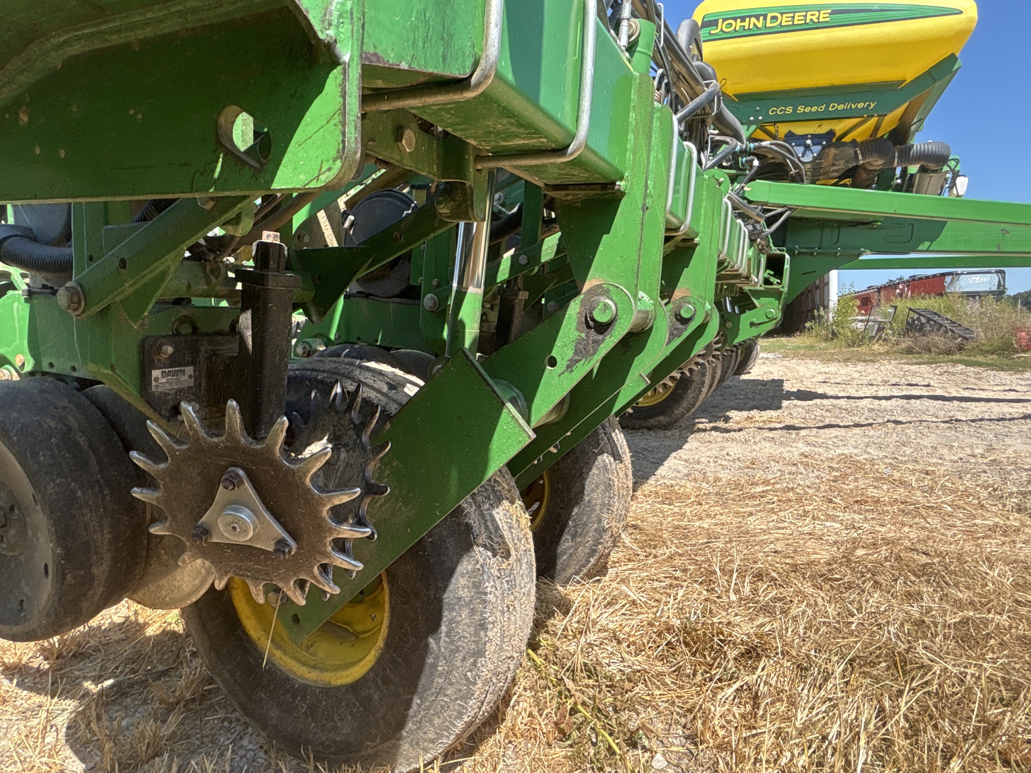 Used 2013 John Deere 1790 Planters: Drawn at Koenig Equipment in Anna, OH - PhotoXL21