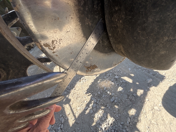 Used 2013 John Deere 1790 Planters: Drawn at Koenig Equipment in Anna, OH - Photo23