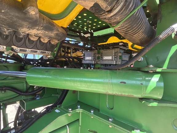 Used 2013 John Deere 1790 Planters: Drawn at Koenig Equipment in Anna, OH - Photo36