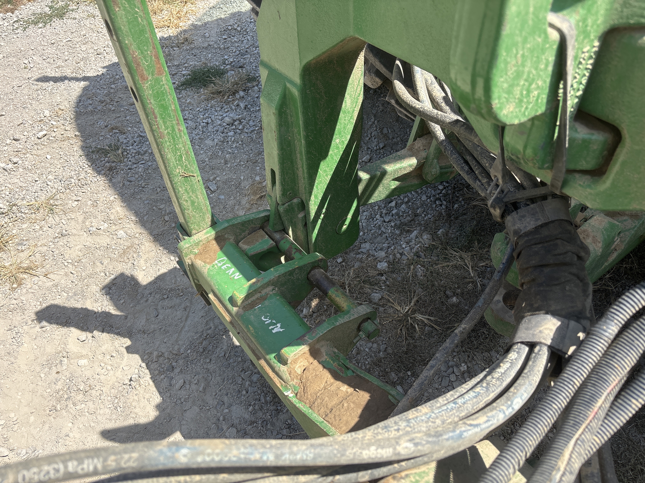 Used 2013 John Deere 1790 Planters: Drawn at Koenig Equipment in Anna, OH - PhotoXL45