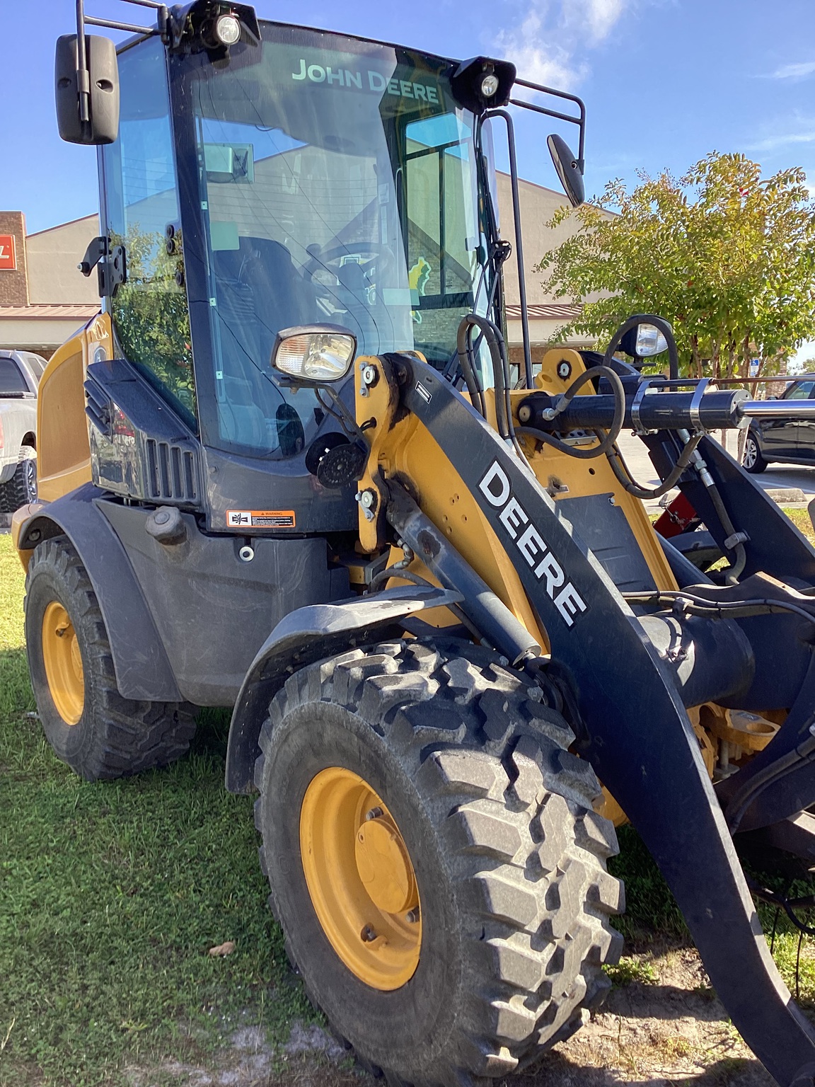 2020 John Deere 244L Image 1