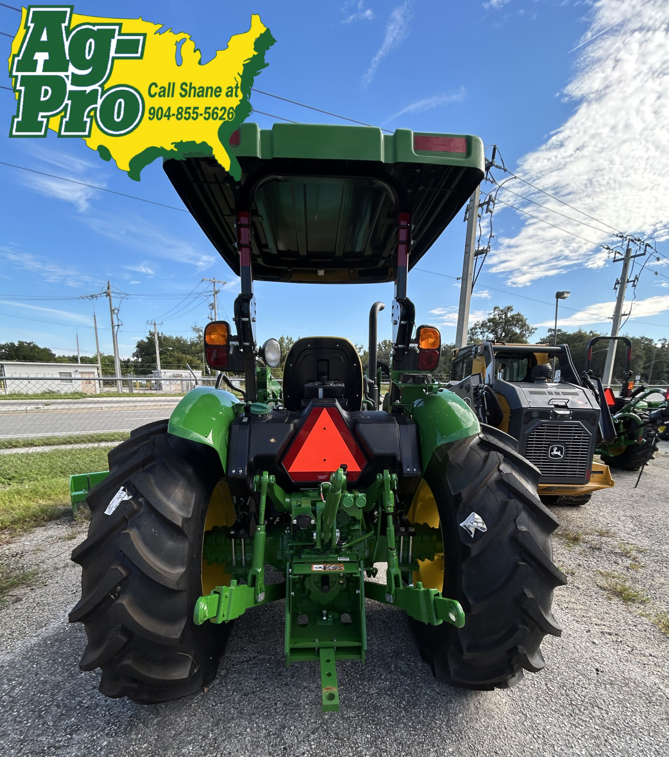 2025 John Deere 5060E Image 2