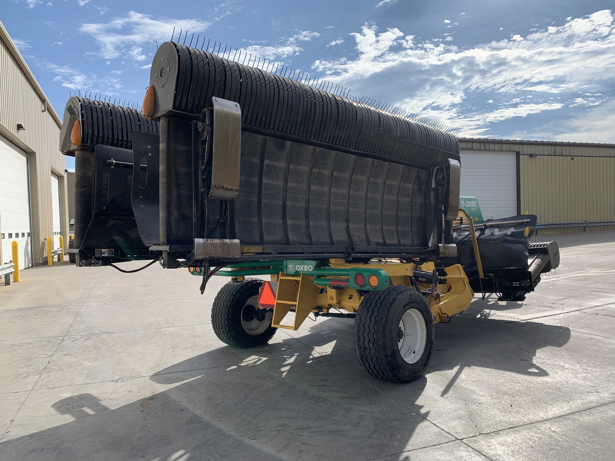 2021 Oxbo 2340 Image 3