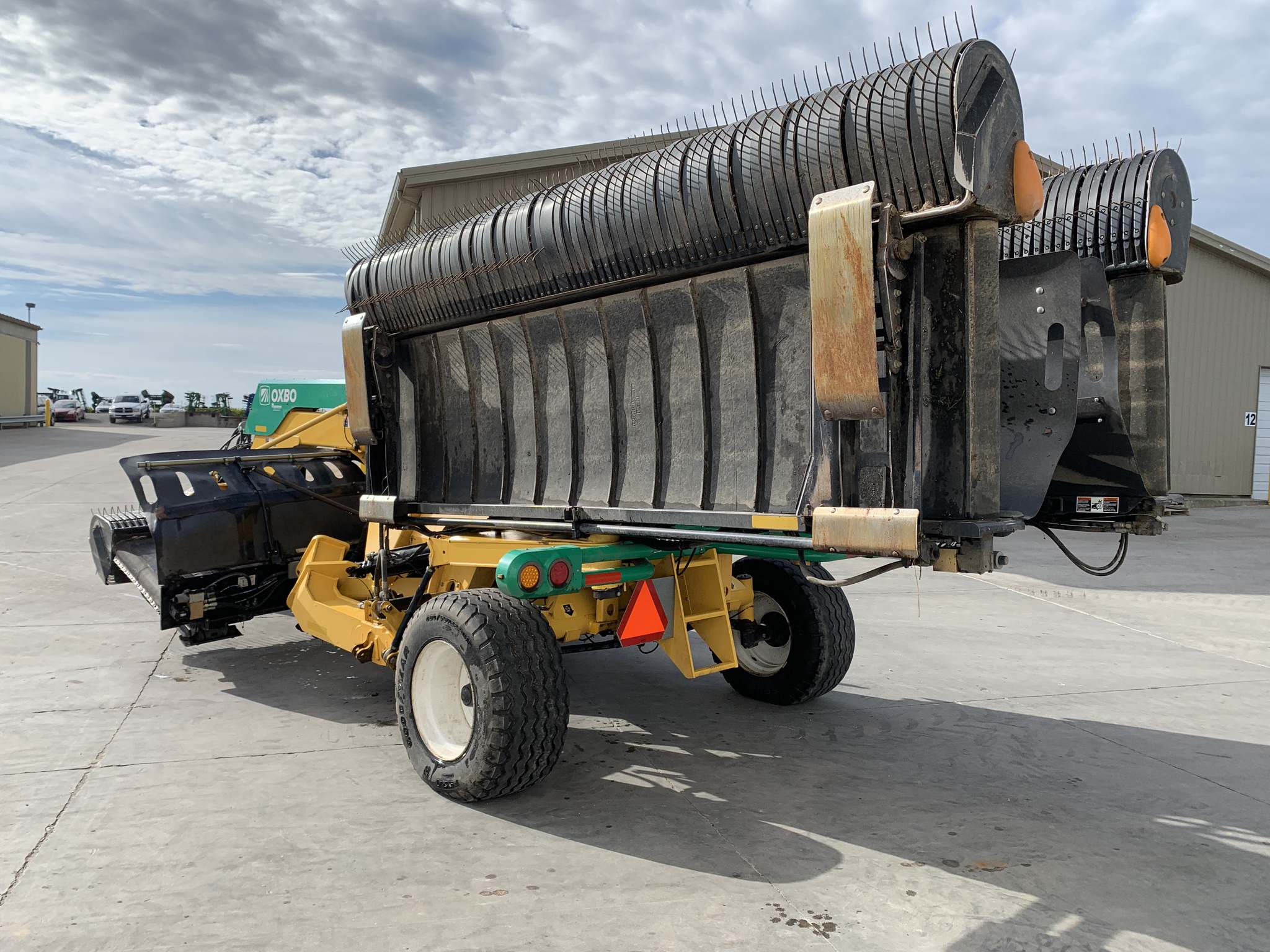 2021 Oxbo 2340 Image 5