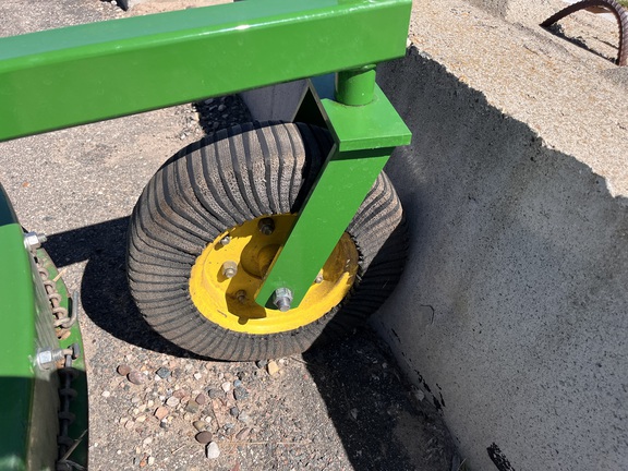 2025 John Deere RC6M - Photo9