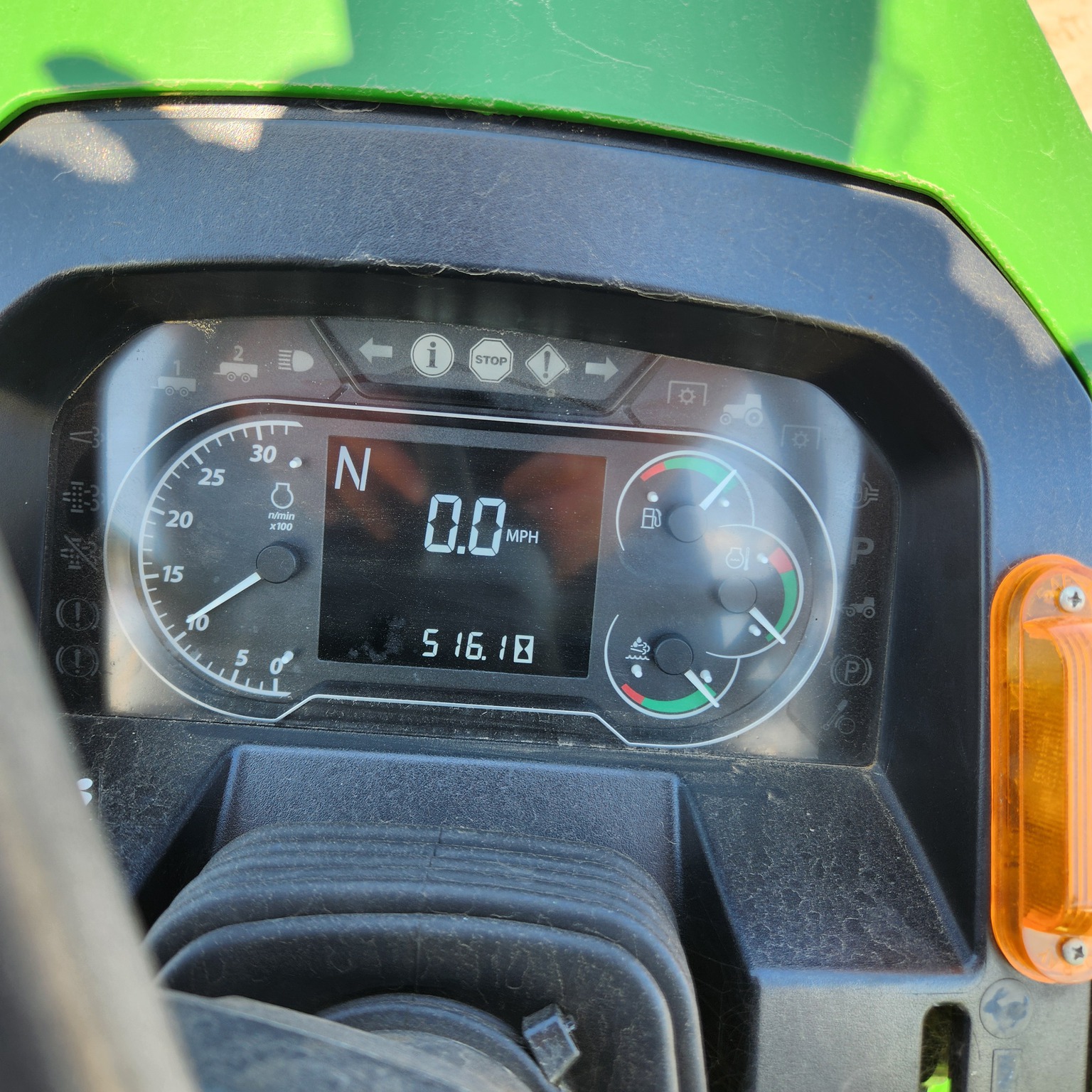 2022 John Deere 6120E Image 12