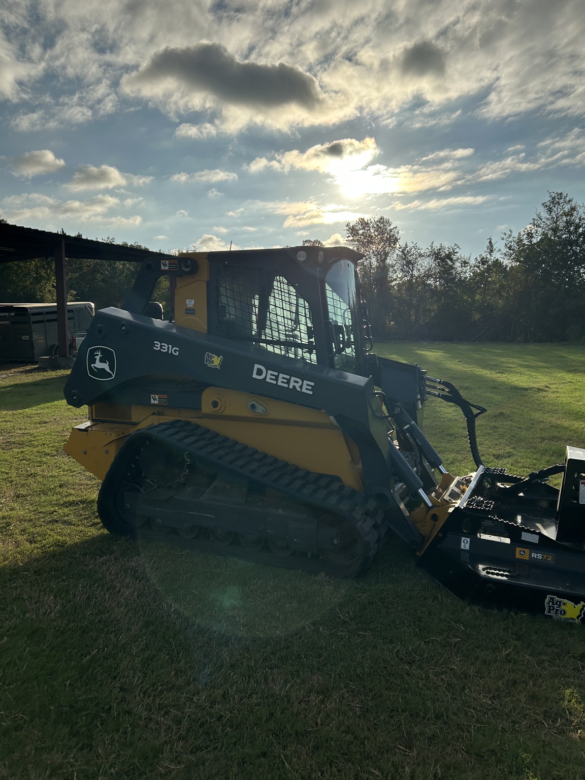 2021 John Deere 331G Image 2