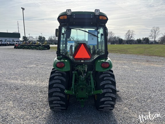Photo of 2024 John Deere 3046R