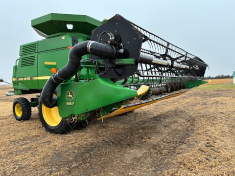 2002 John Deere 925 Image 1