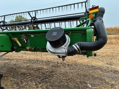 2002 John Deere 925 Image 2