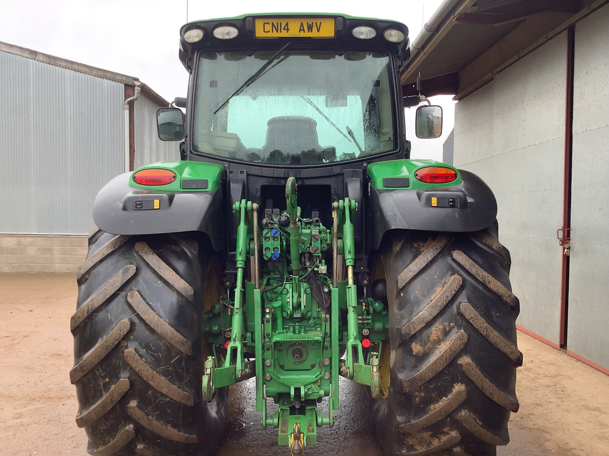 2014 John Deere 6150R