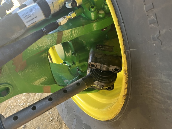 Used 2025 John Deere X9 1100 Combines at Horizon Ag & Turf in High Prairie, AB - Photo7