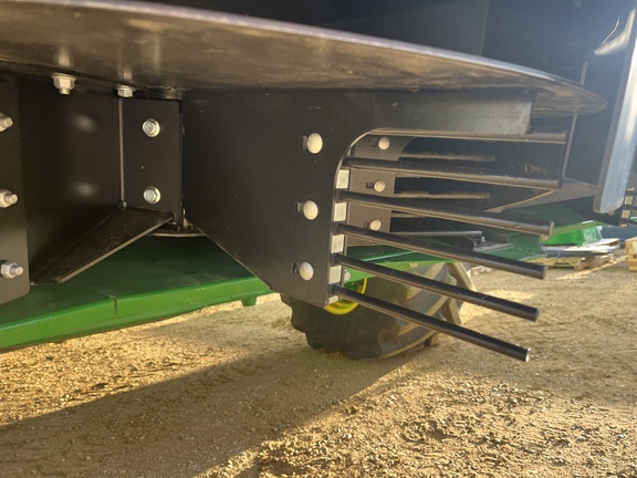 Used 2025 John Deere X9 1100 Combines at Horizon Ag & Turf in High Prairie, AB - Photo10