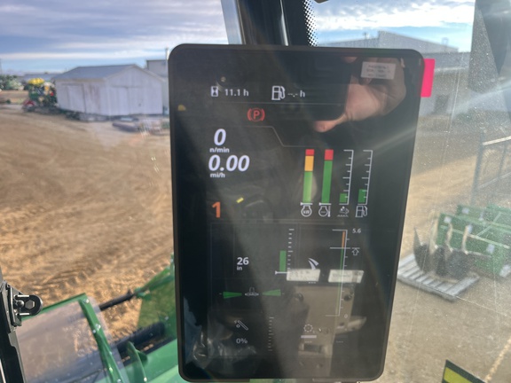 Used 2025 John Deere X9 1100 Combines at Horizon Ag & Turf in High Prairie, AB - Photo24