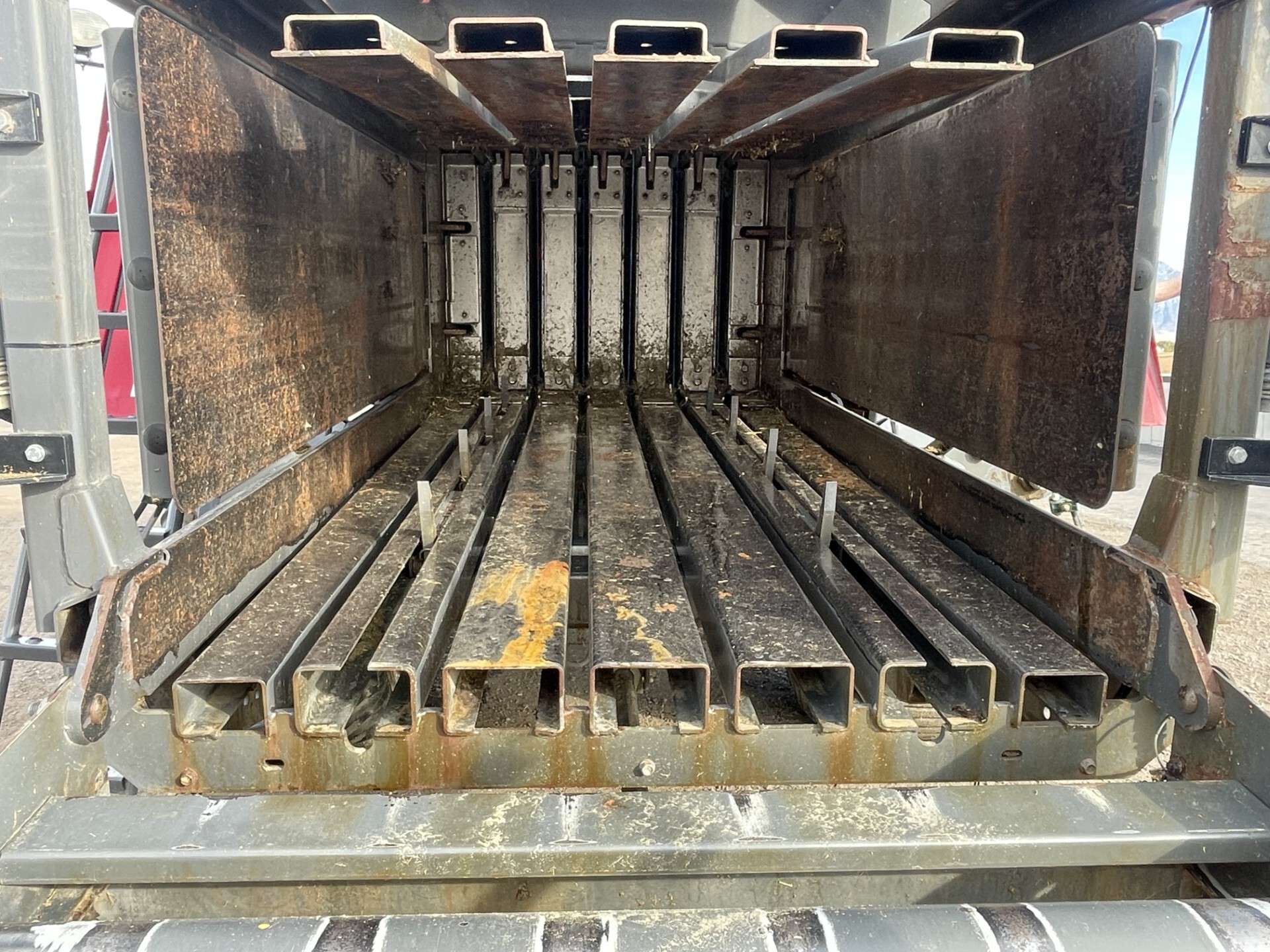 2013 Massey Ferguson 2170 Image 21