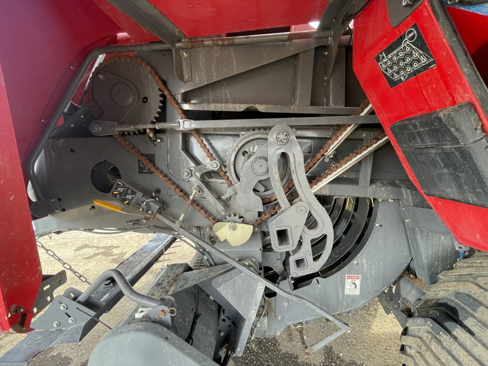 2013 Massey Ferguson 2170 Image 18