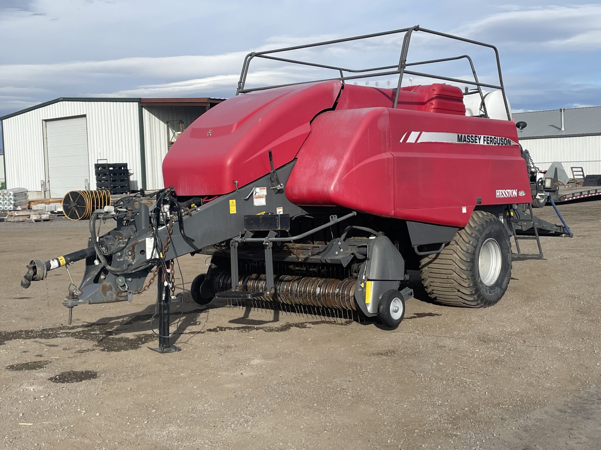 2013 Massey Ferguson 2170 Image 1