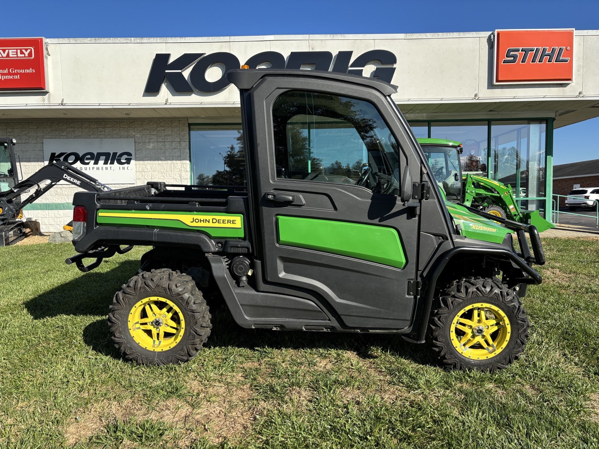 Used 2024 John Deere XUV 835M ATVs & Gators at Koenig Equipment in Lebanon, OH - PhotoXL6