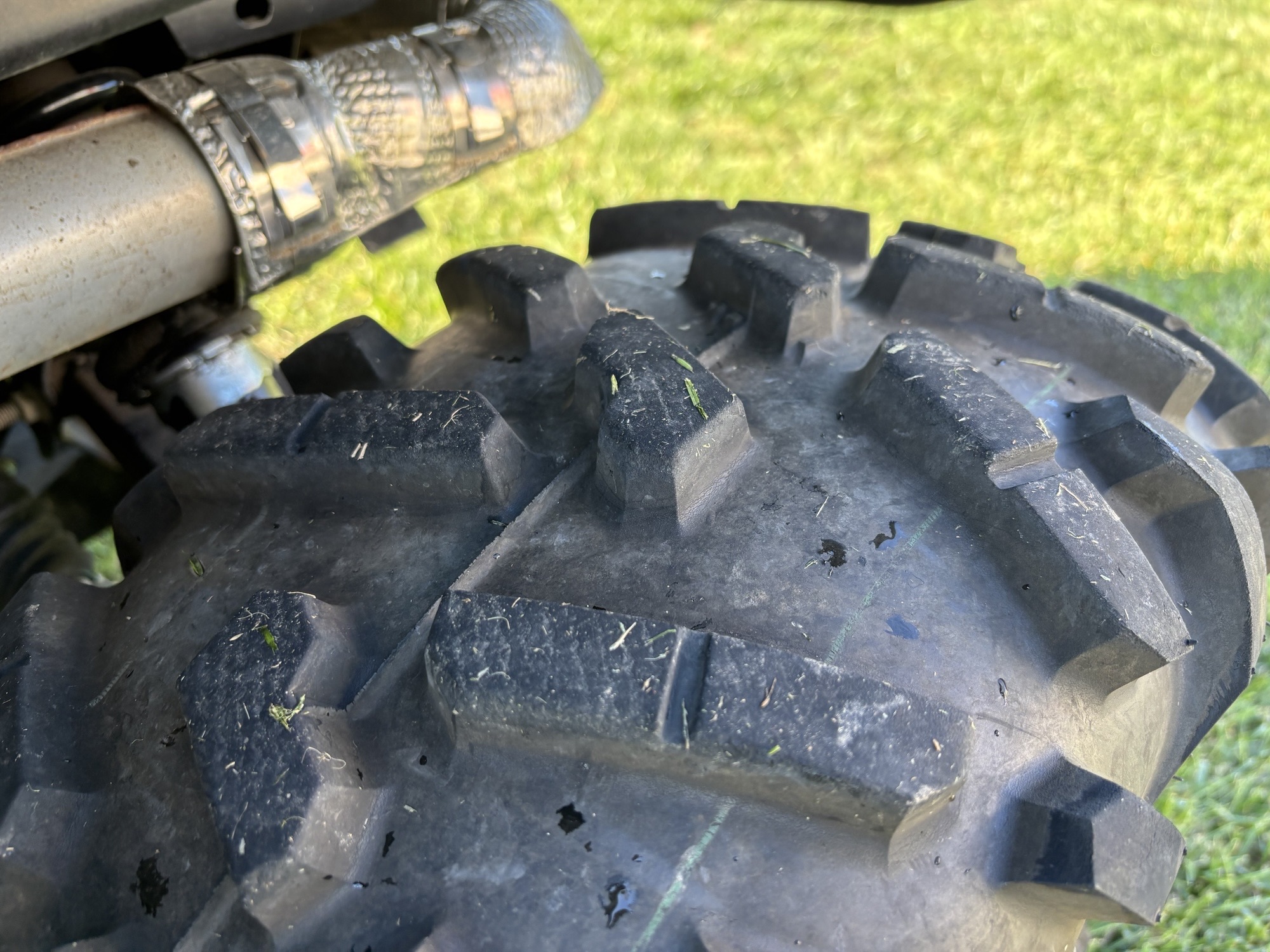 Used 2024 John Deere XUV 835M ATVs & Gators at Koenig Equipment in Lebanon, OH - PhotoXL13