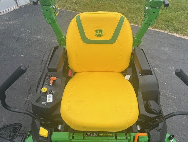 2025 John Deere Z530M Image 5