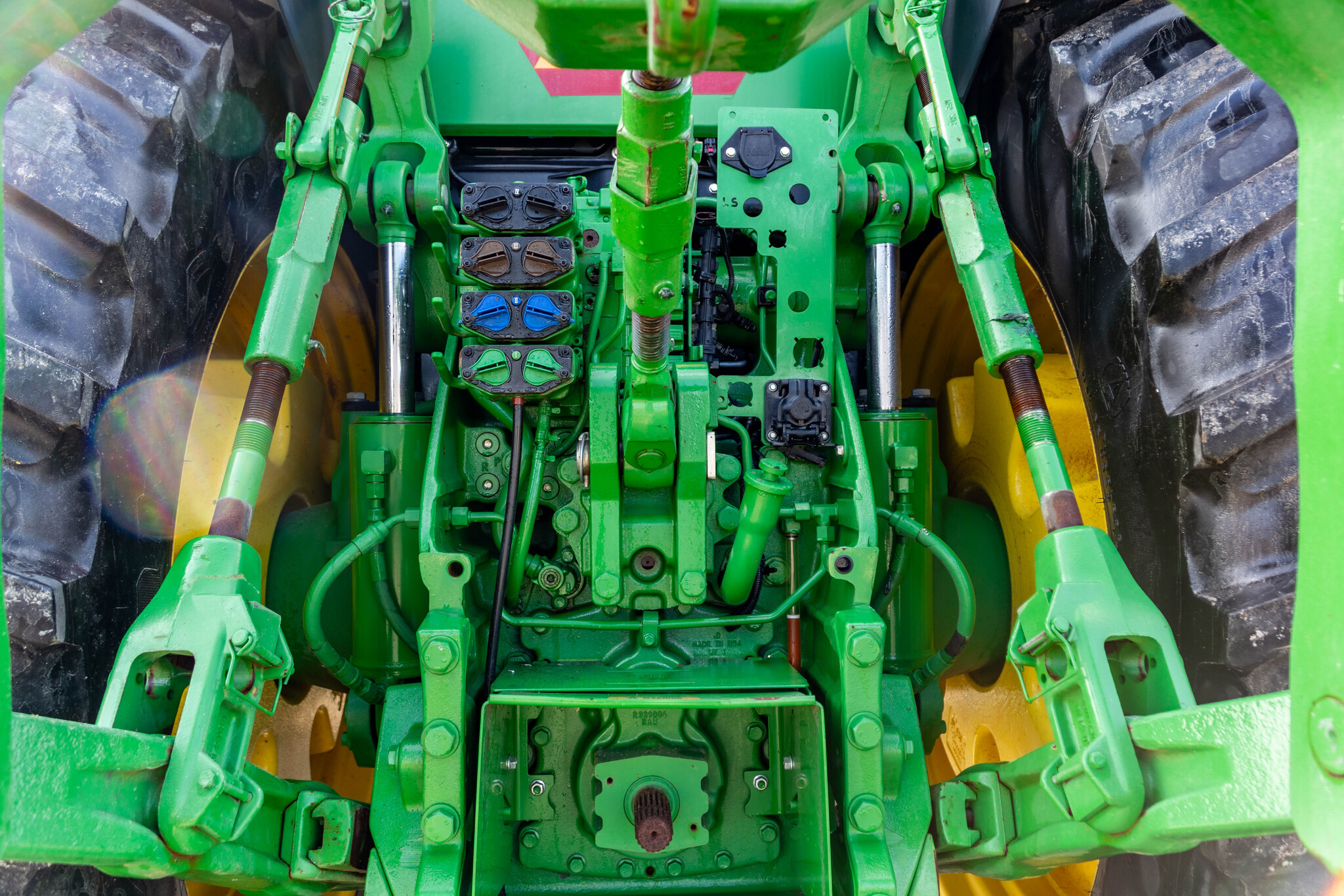 Used 2022 John Deere 8R 310 Row Crop Tractors at Koenig Equipment in Anna, OH - PhotoXL17