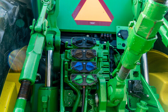 Used 2022 John Deere 8R 310 Row Crop Tractors at Koenig Equipment in Anna, OH - Photo18