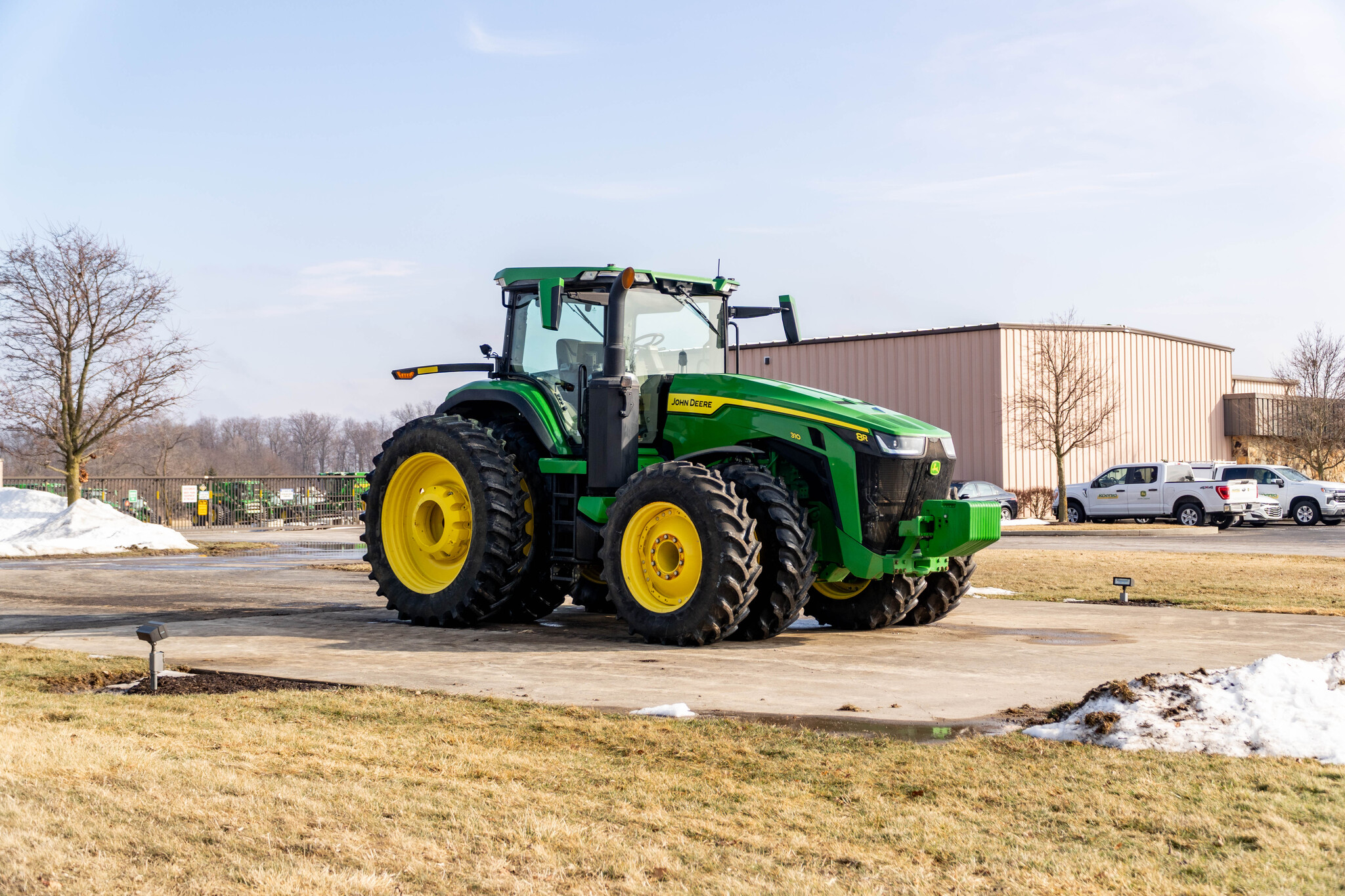 Used 2022 John Deere 8R 310 Row Crop Tractors at Koenig Equipment in Anna, OH - PhotoXL6