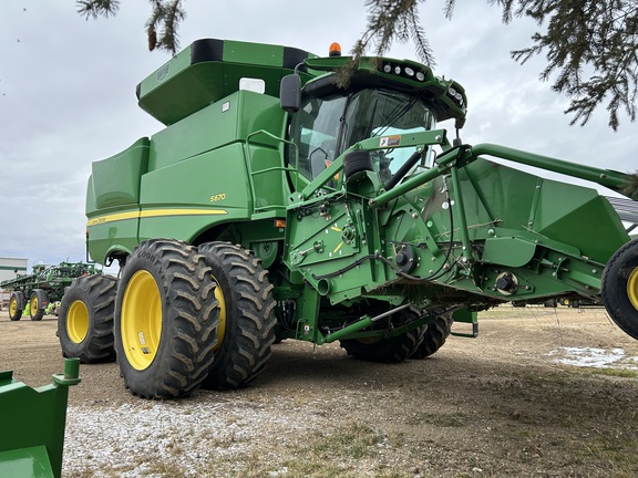 Used 2013 John Deere S670 Combines at Horizon Ag & Turf in Westlock, AB - Photo3