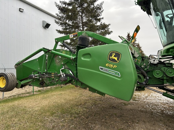 Used 2013 John Deere S670 Combines at Horizon Ag & Turf in Westlock, AB - Photo9