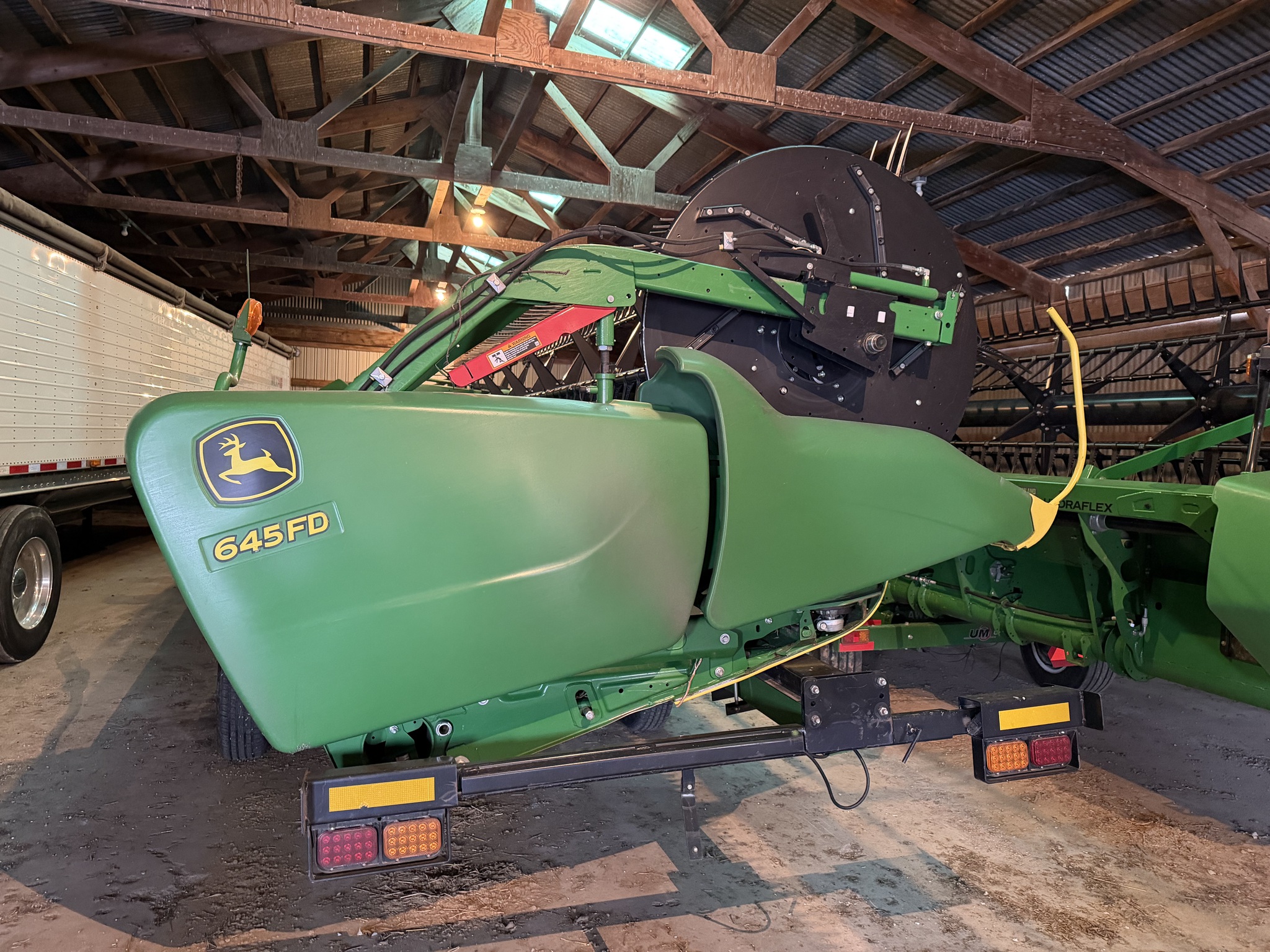 2018 John Deere 645FD Image 6