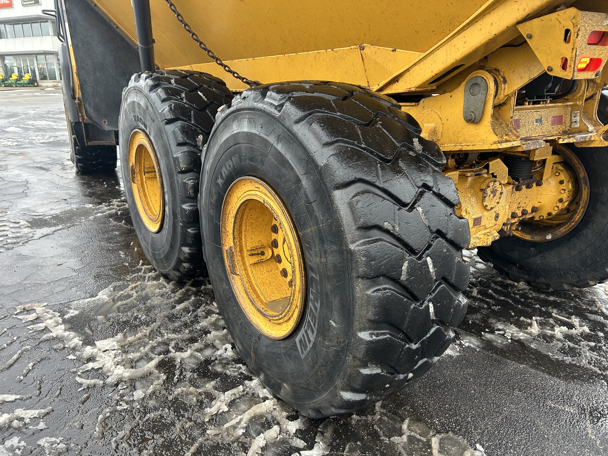2018 John Deere 260E Image 8