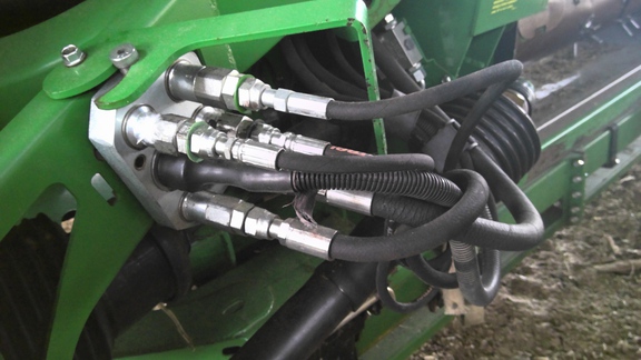 2014 John Deere 640FD