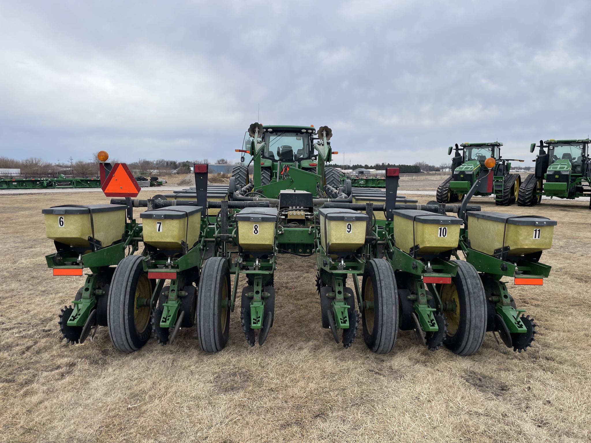  2000 John Deere 1770 at Heritage Tractor in Geneseo, IL