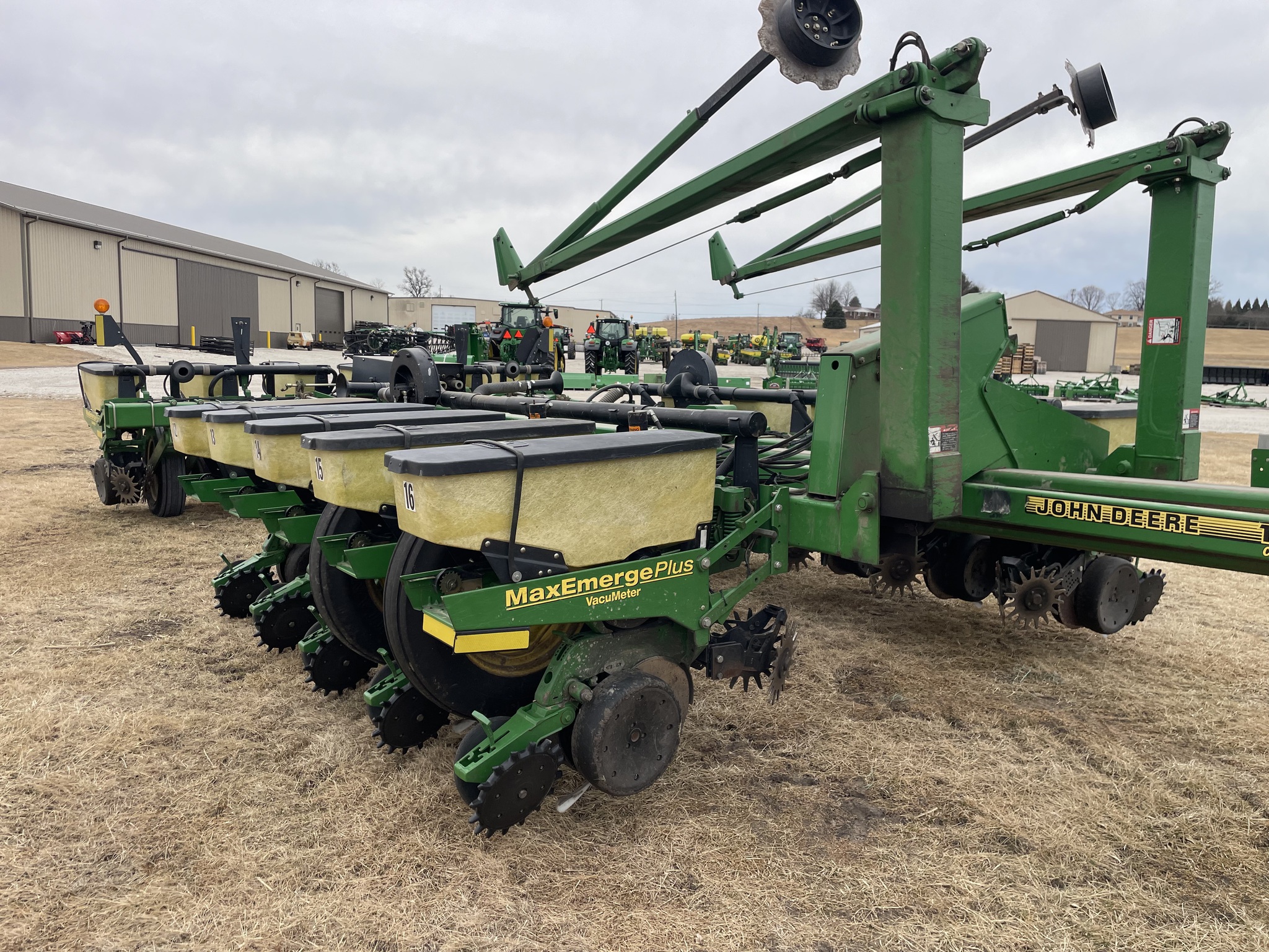  2000 John Deere 1770 at Heritage Tractor in Geneseo, IL