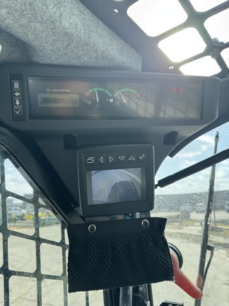 2021 John-Deere 330G