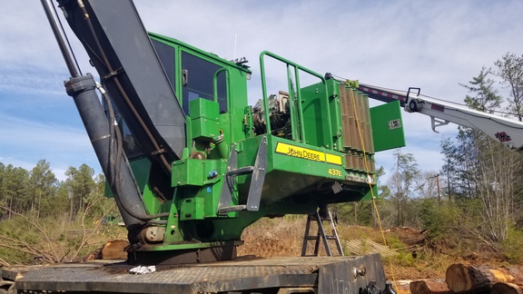 2023 John Deere 437E