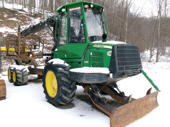 Photo of a 2016 John Deere 1010E
