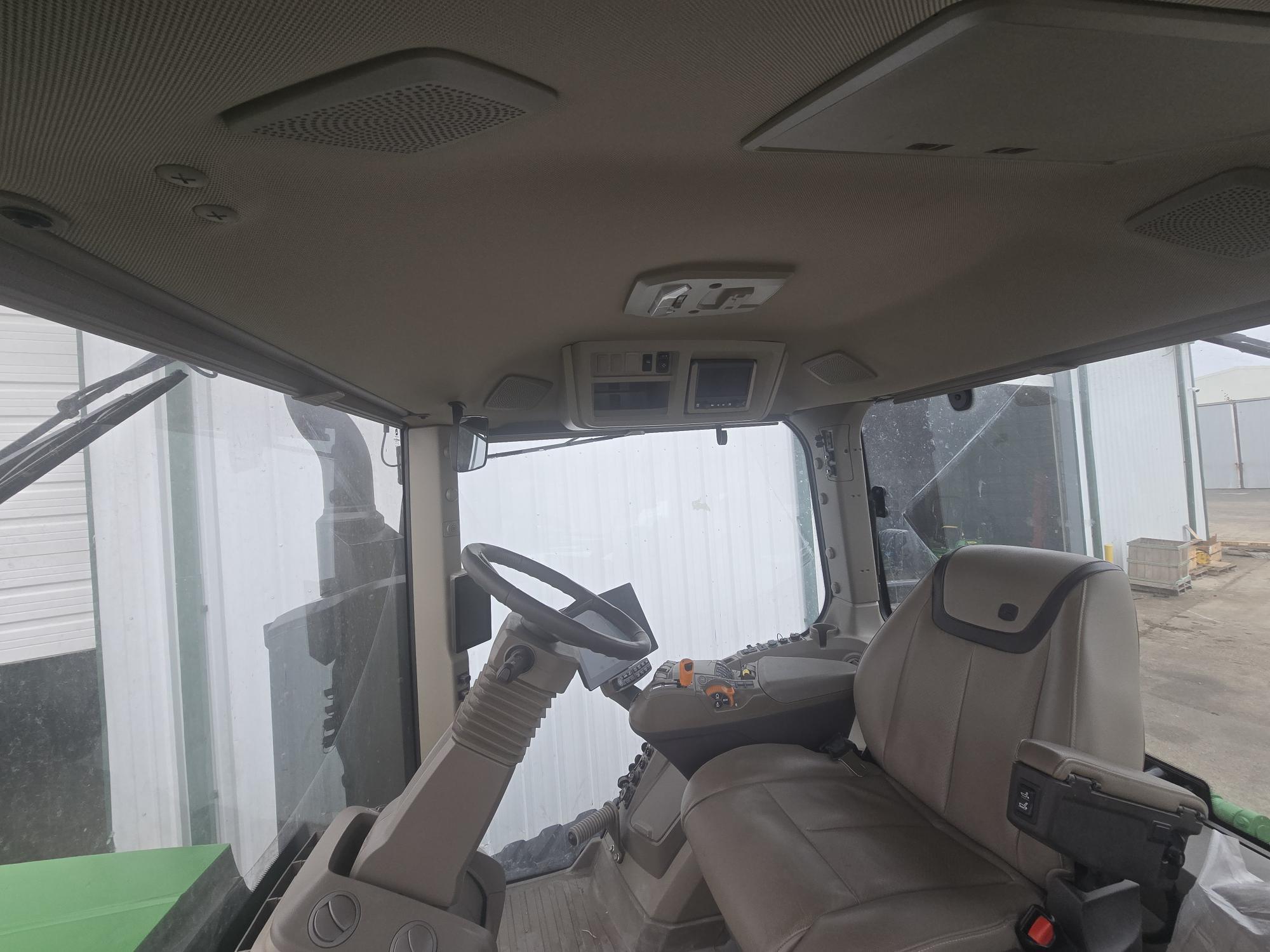 2024 John Deere 8RT 410 Image 12