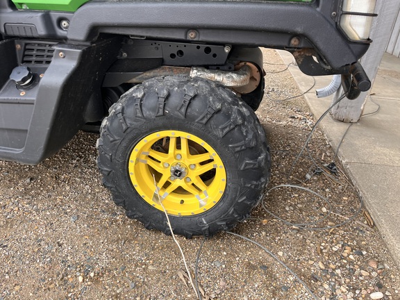 2018 John Deere XUV 835R - Photo15