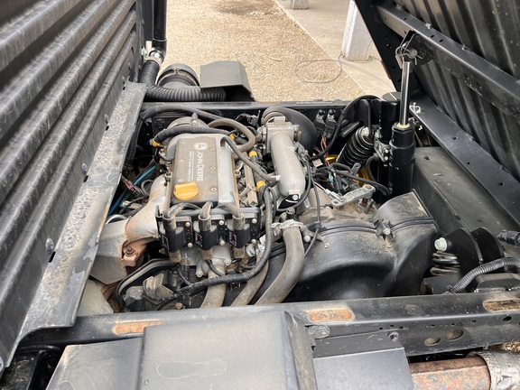 2018 John Deere XUV 835R - Photo17