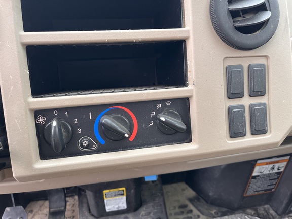 2018 John Deere XUV 835R - Photo30
