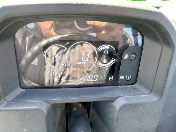 2023 John-Deere XUV865M Diesel