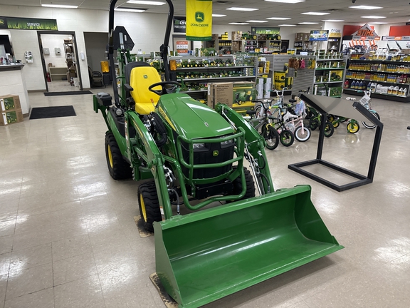 New In-Stock 2024 John Deere 1025R Compact Utility Tractors at Koenig Equipment in Urbana, OH - Photo3