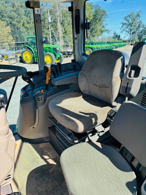 2026 John Deere 6M 125 Image 8