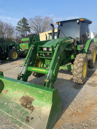 2023 John Deere 5100E Photo 11