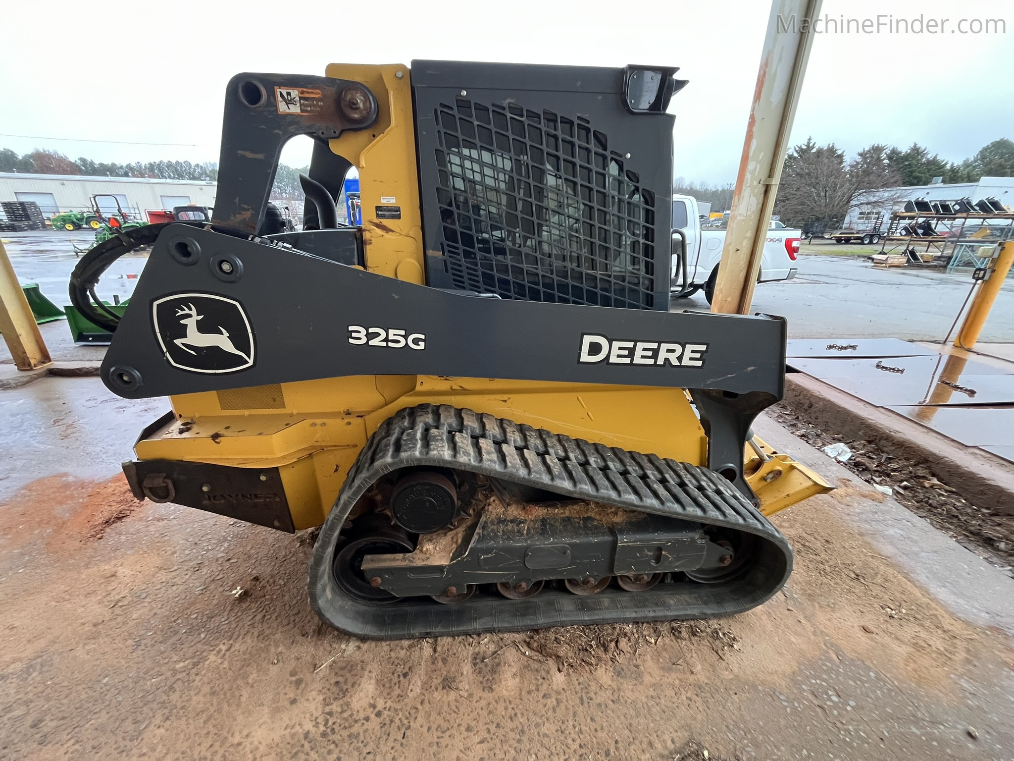 2021 John Deere 325G Image 2