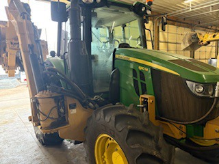 Photo of 2023 John Deere 6110M