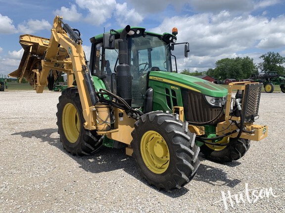 Photo of 2023 John Deere 6110M