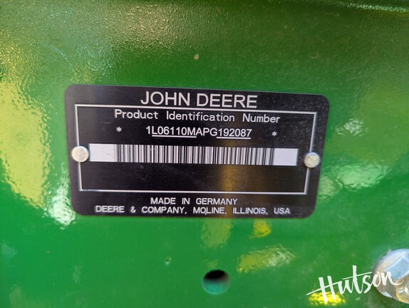 Photo of 2023 John Deere 6110M