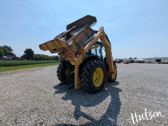 Photo of 2023 John Deere 6110M